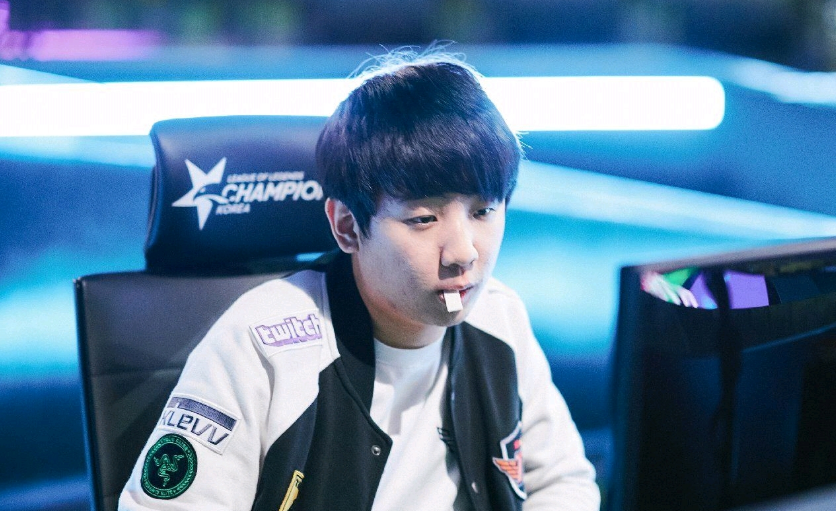 被打服了 被打服了